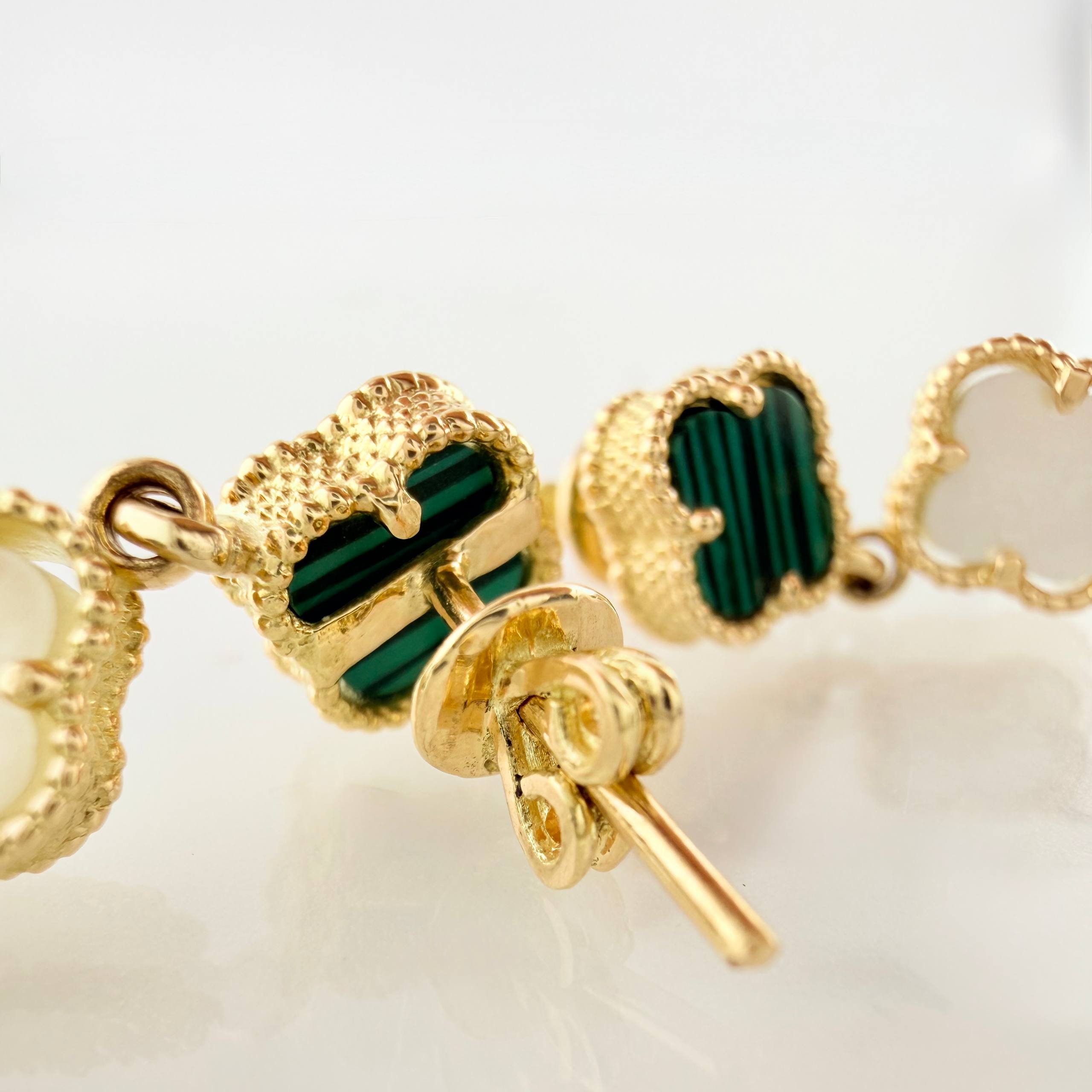 Topos Trebol Trio Malaquita Verde Nacar Blanco 4.9gr / 3cm / Oro Amarillo Nac.Esp. 18K