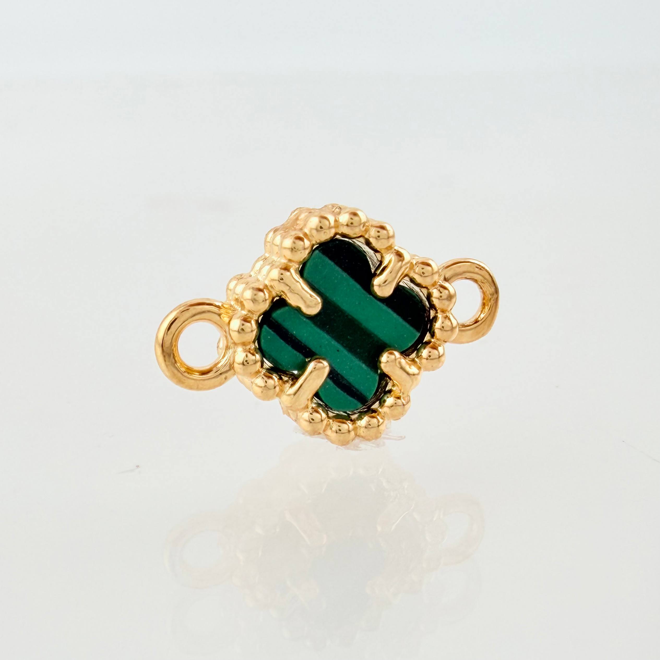 Herraje Trebol Verde 1gr / 1.3cm / Oro Amarillo Nac.Esp. 18K *