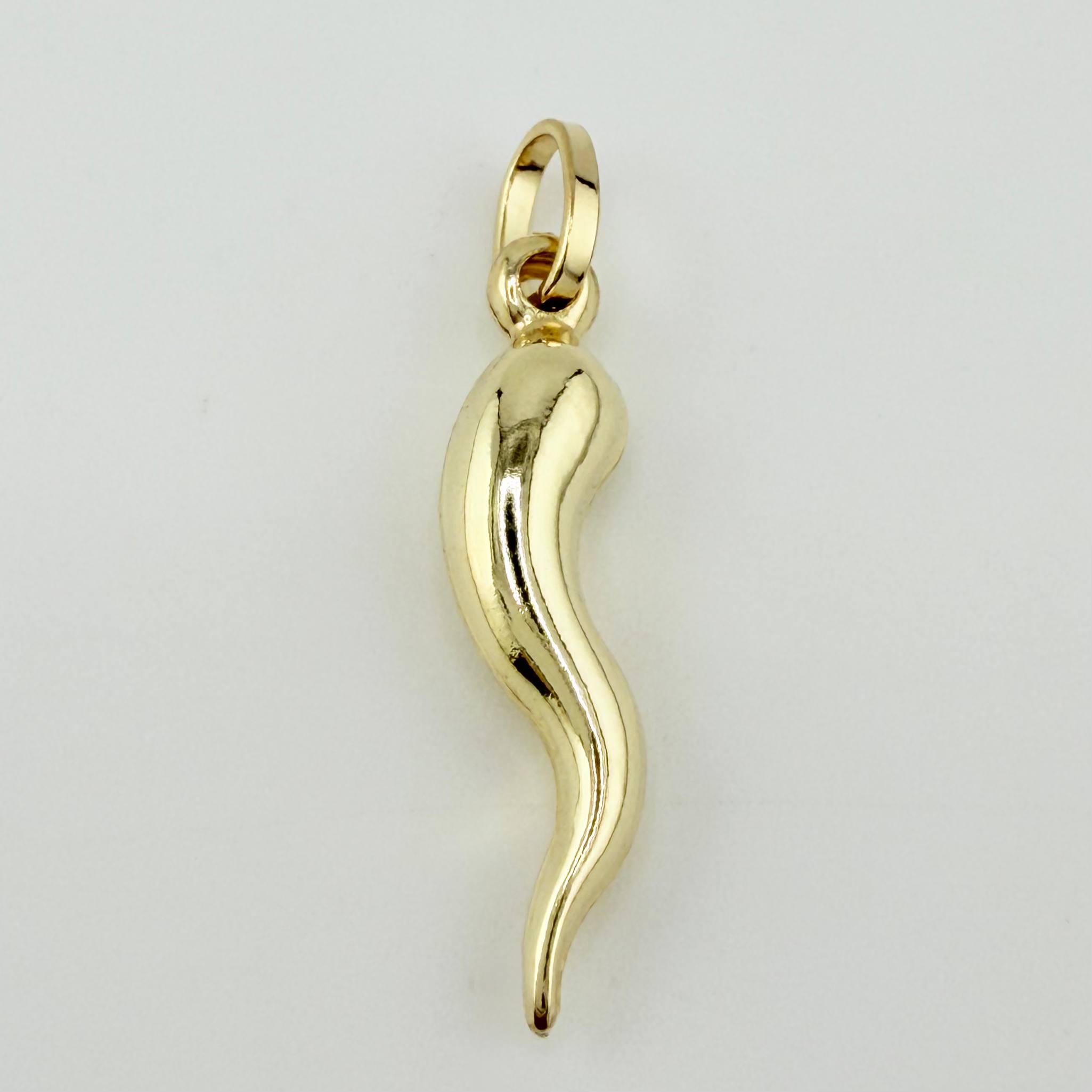 Dije Chile Jalapeño 0.95gr / 2.8cm / Oro Amarillo +4 18K *