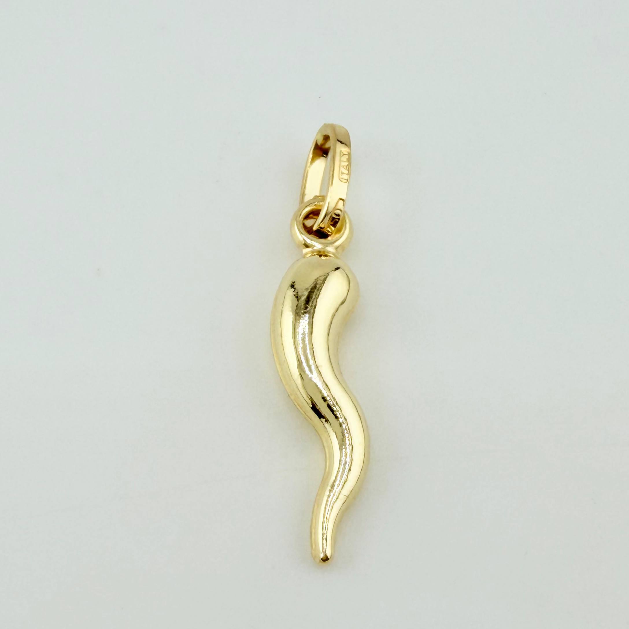 Dije Chile Jalapeño 0.75gr / 2.5cm / Oro Amarillo +4 18K ©