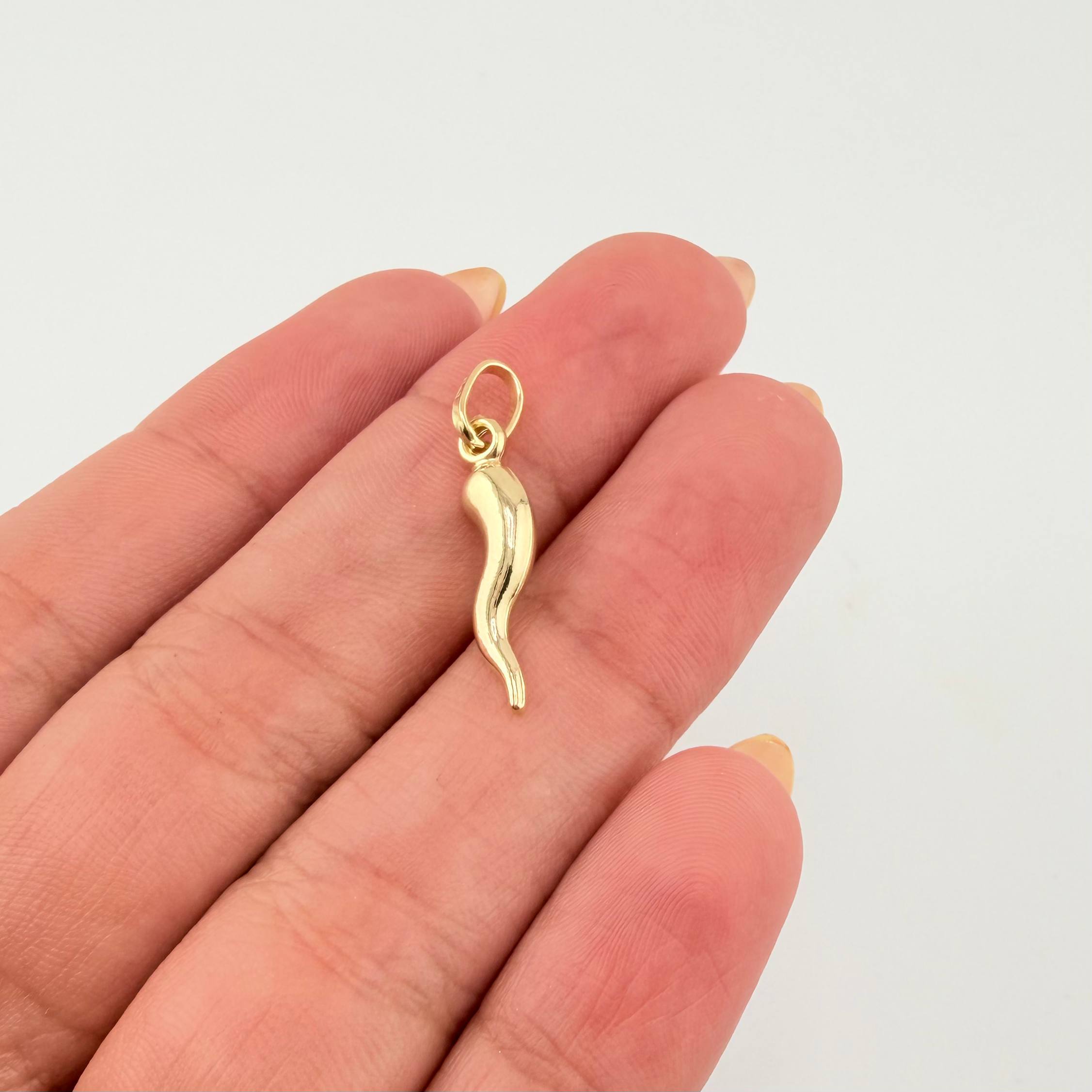 Dije Chile Jalapeño 0.75gr / 2.5cm / Oro Amarillo +4 18K ©