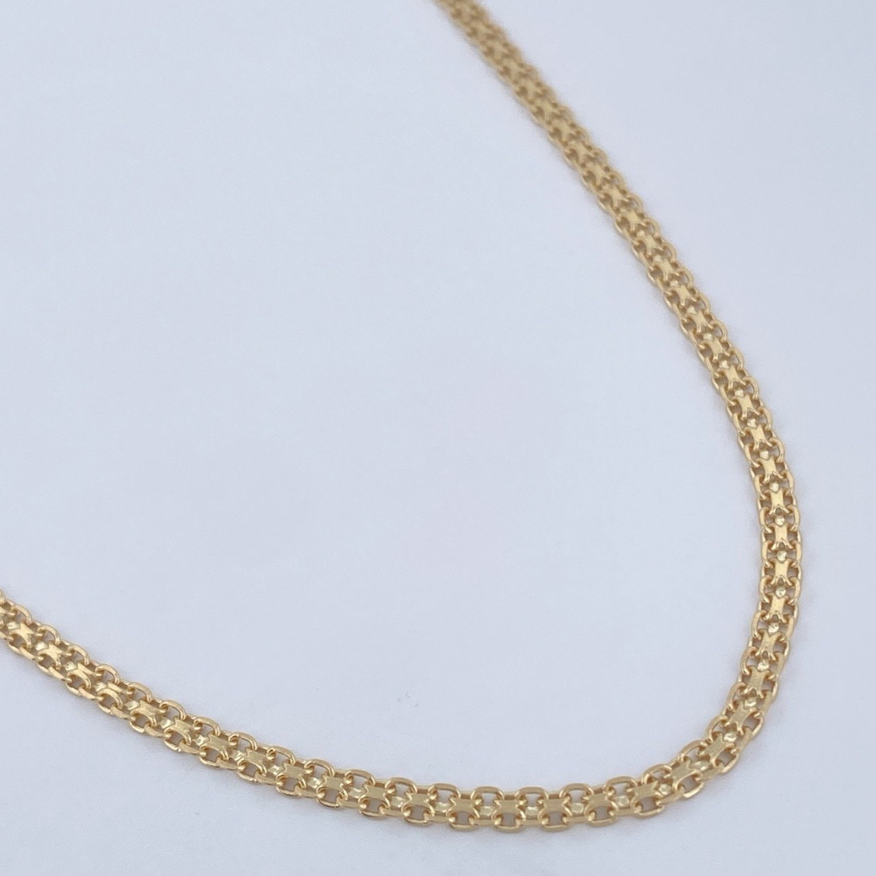 Cadena China 2.95gr / 50cm / 2.3mm Oro Amarillo +1 18K $