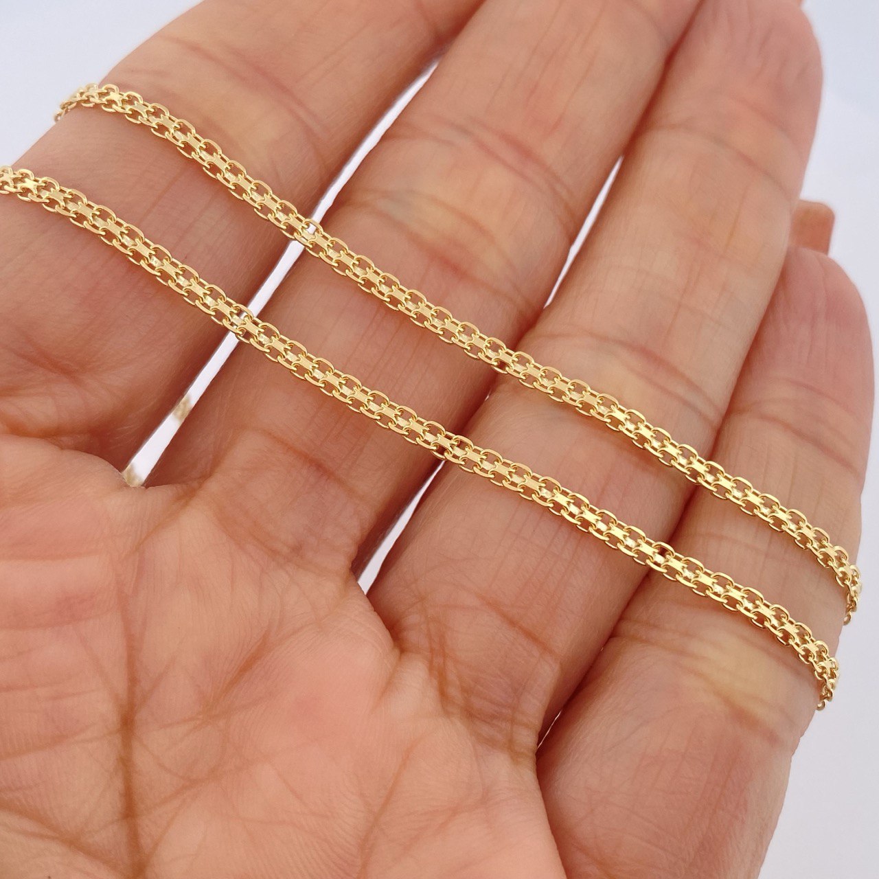 Cadena China 2.95gr / 50cm / 2.3mm Oro Amarillo +1 18K $