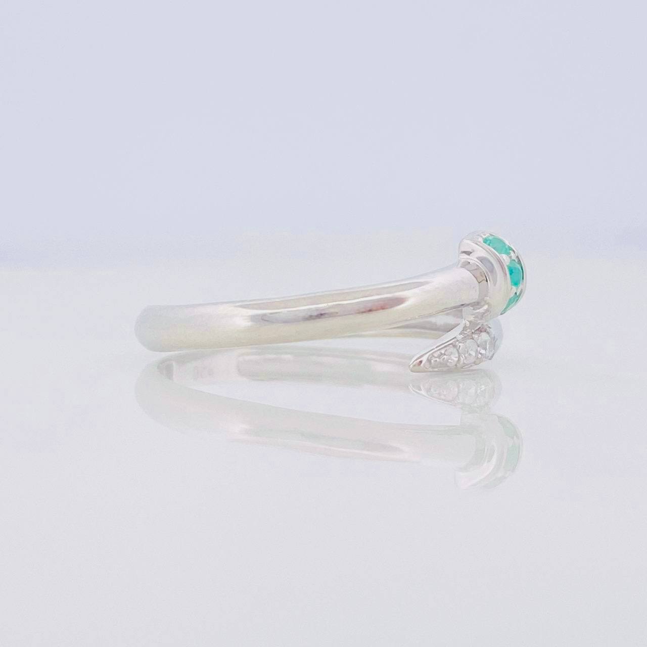 Anillo Clavo Esmeralda 05 Pts 1.3 g / T6 1/2 Plata 925