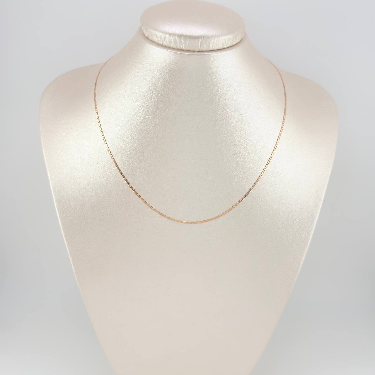 Cadena Escalera Plana 1.3 g / 40.1 cm / 1.3 mm Oro Rosa 18K
