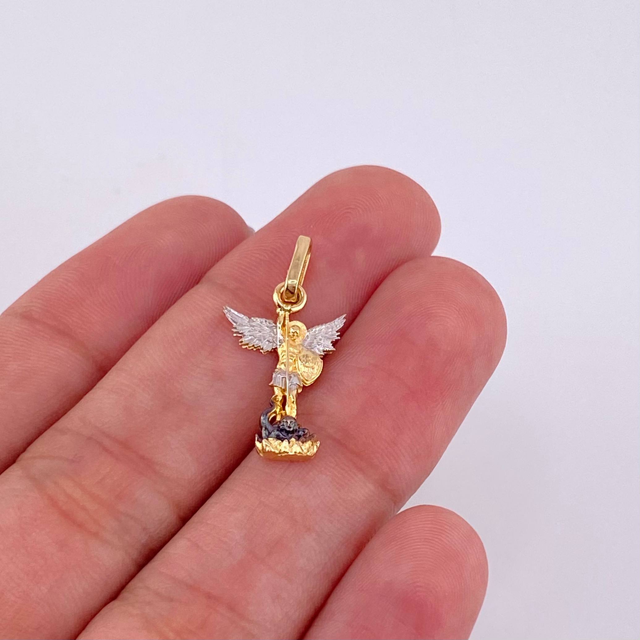 Dije San Miguel Arcangel 1.15 g / 2.5 cm Oro Amarillo 18K