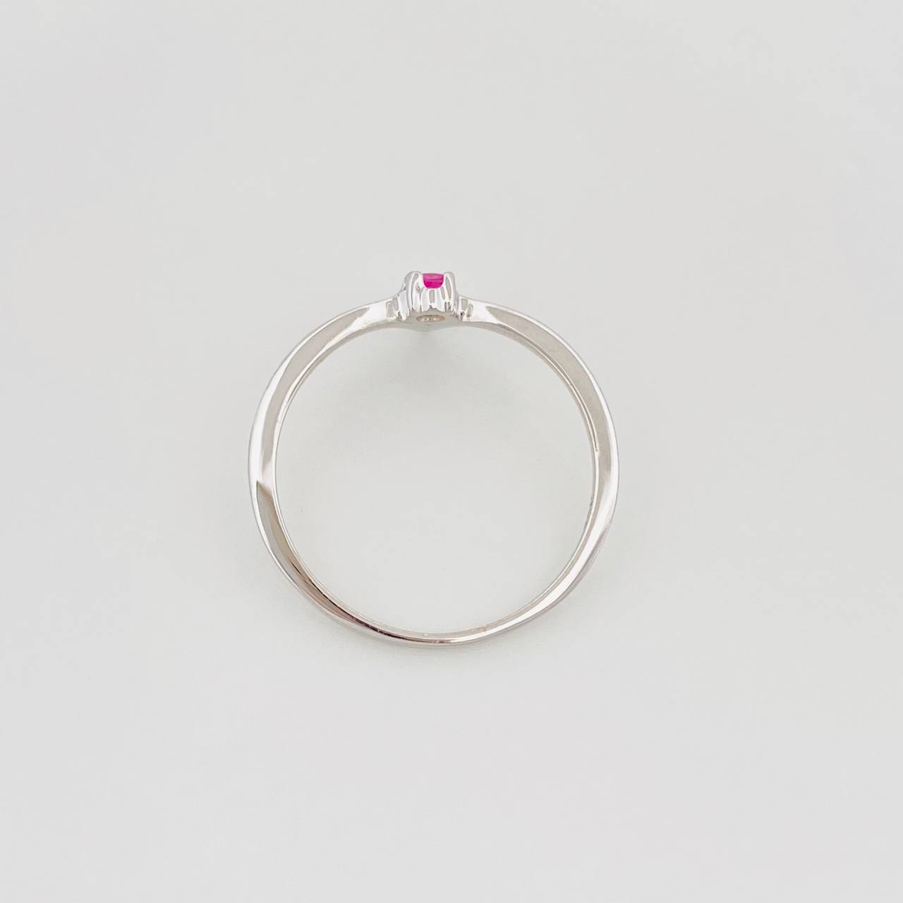 Anillo Tiara Rubí 06 Pts 1.05 g / T6 Plata 925
