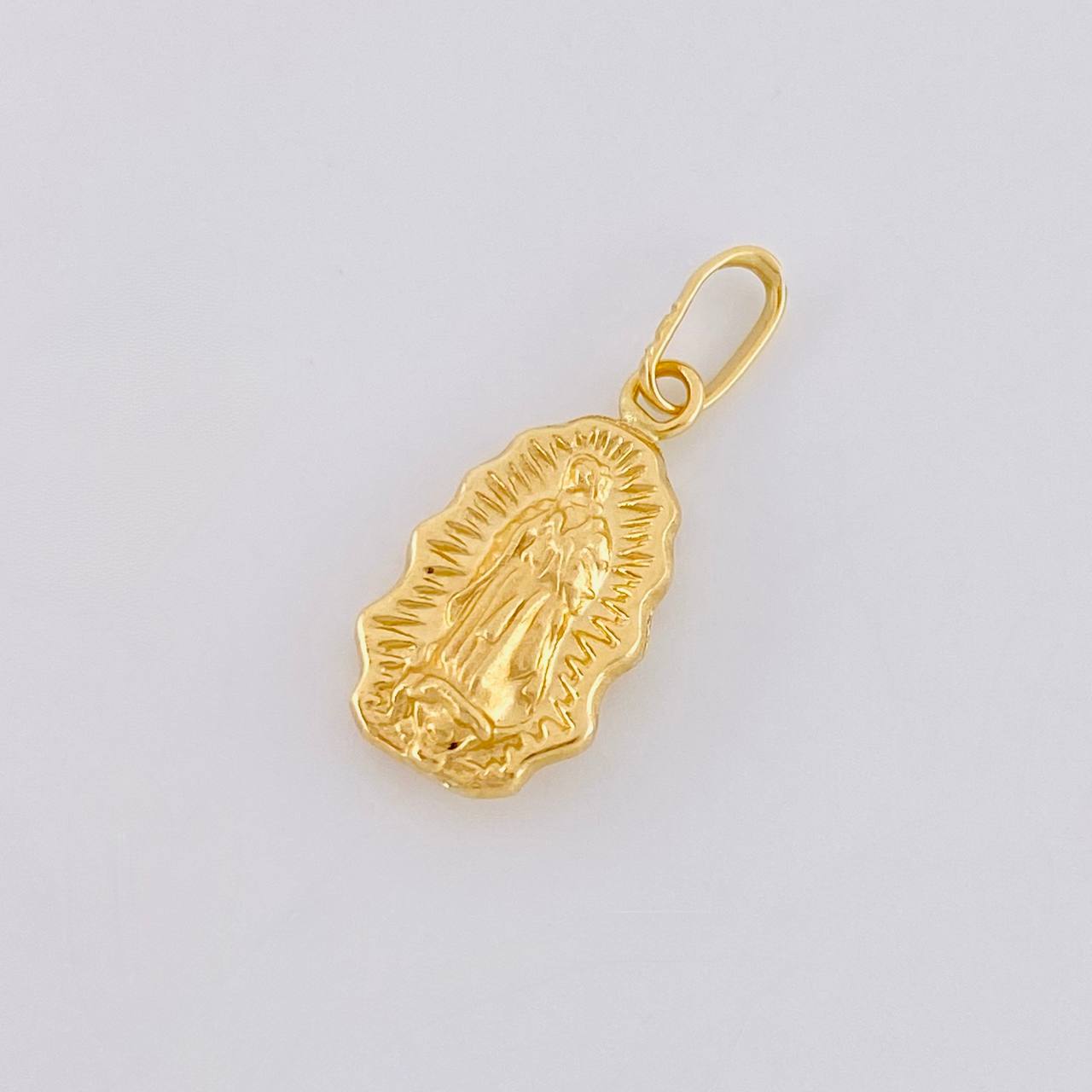 Dije Virgen Guadalupe 0.55 g / 1.9 cm Oro Amarillo 18K