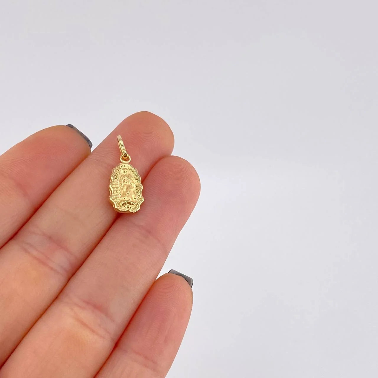 Dije Virgen de Guadalupe 0.35g / 1.5cm Oro Amarillo 18K