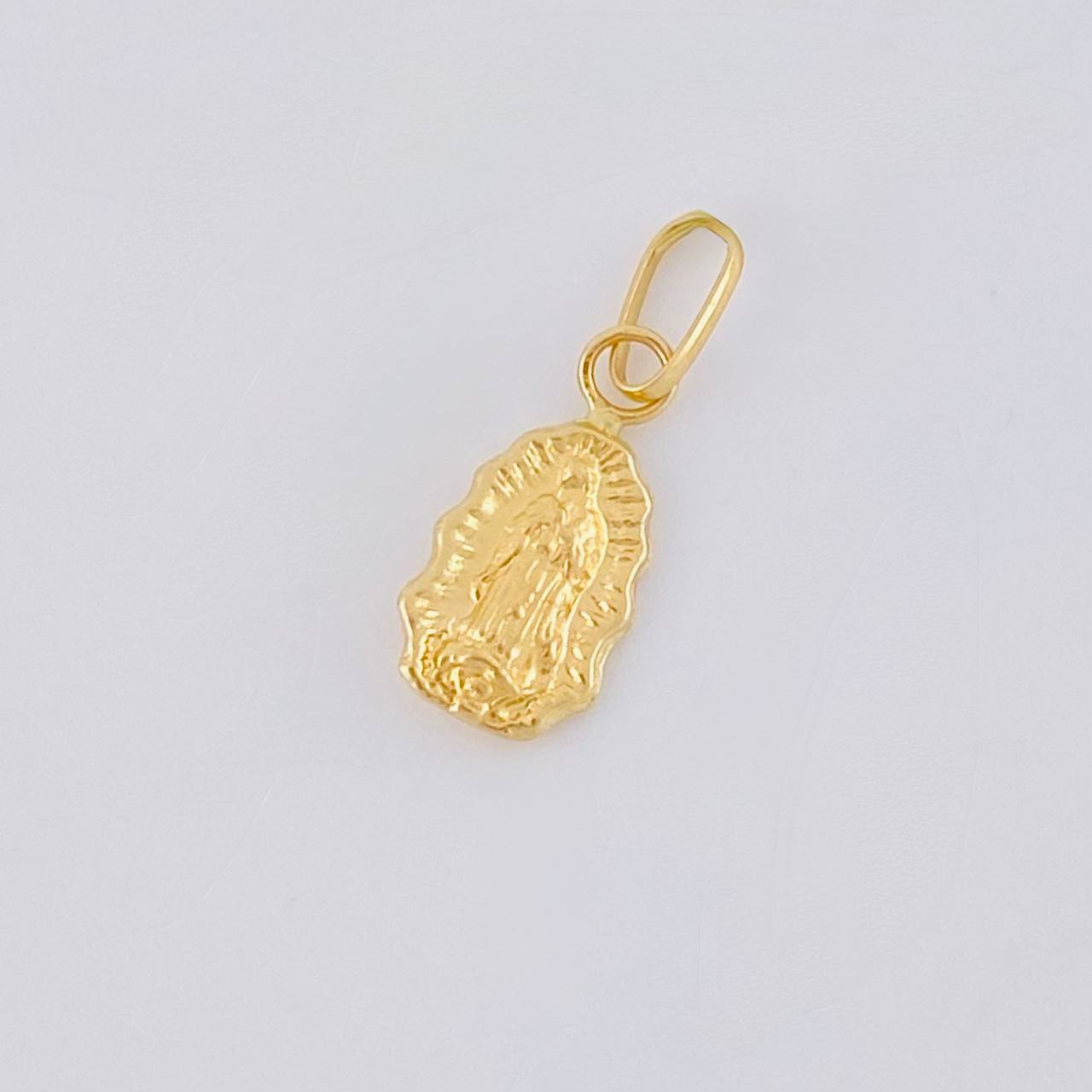 Dije Virgen Guadalupe 0.3 g / 1.6 cm Oro Amarillo 18K