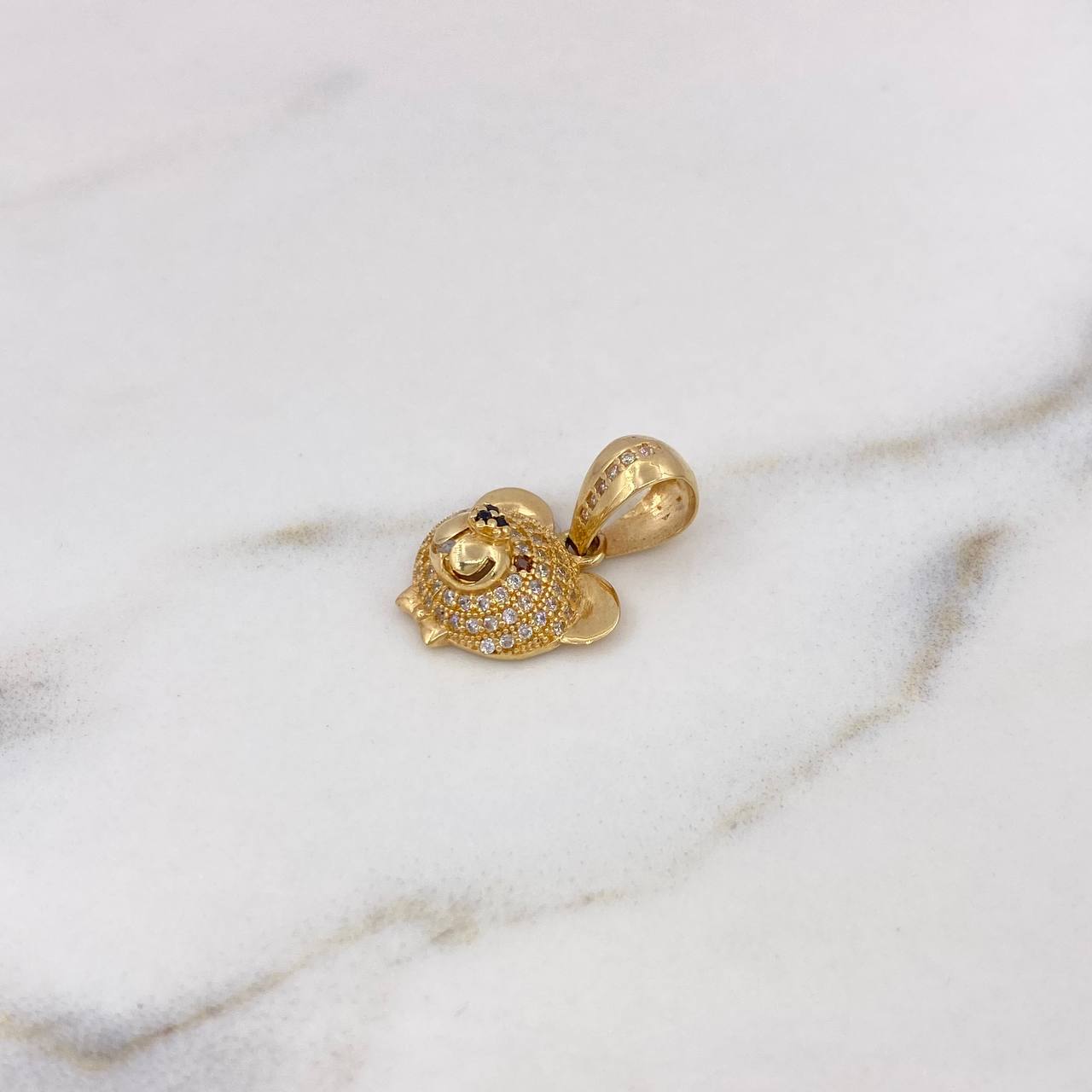 Dije Rostro Oso 3.2gr / 2.1cm / Circones Blancos-Negros-Cafes Oro Amarillo 18K $