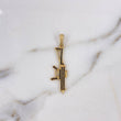 Dije Arma Fusil 2.45gr / 4.4cm / Circones Negros Oro Amarillo 18K $