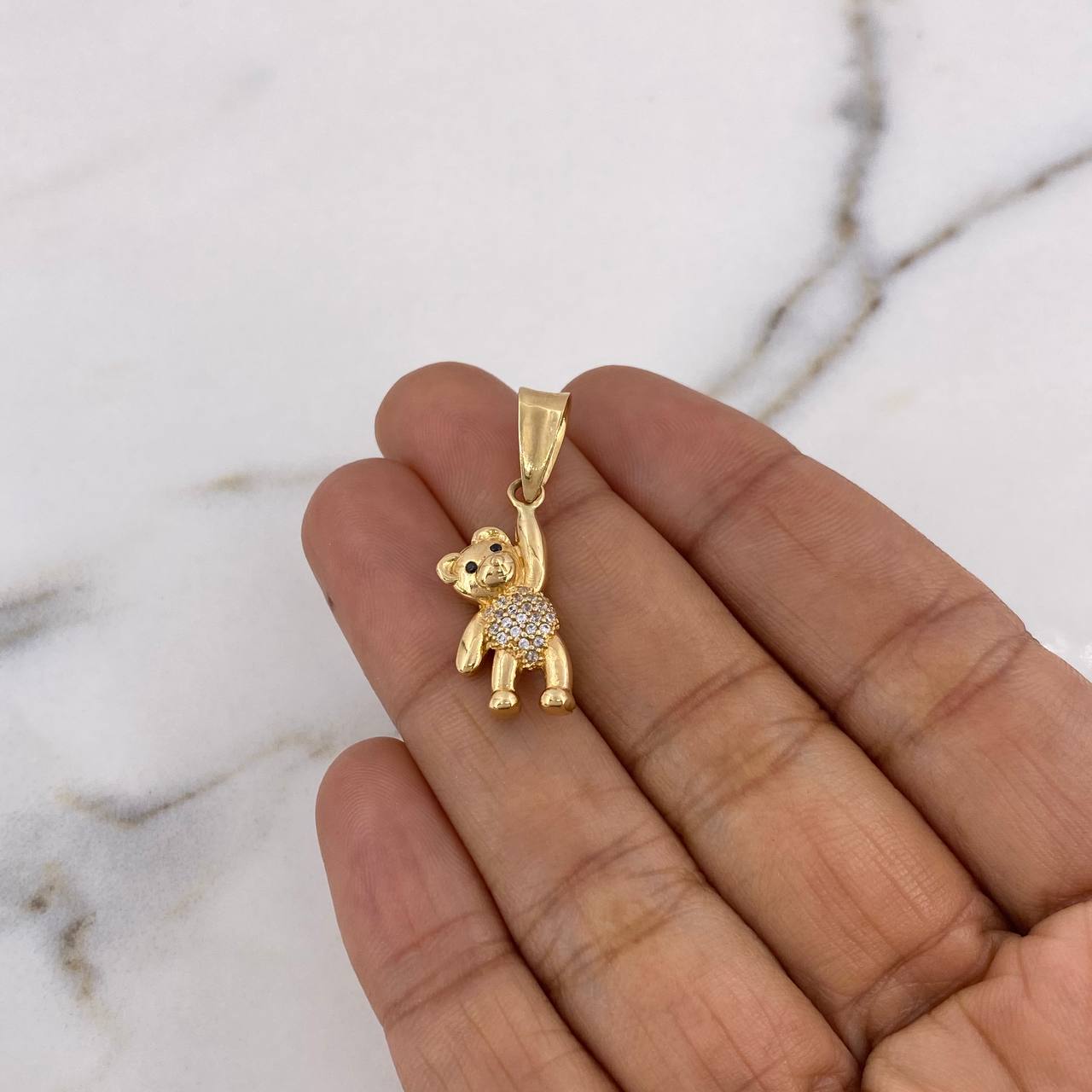 Dije Oso 3.05gr / 3.1cm / Circones Blancos Negros Oro Amarillo 18K #