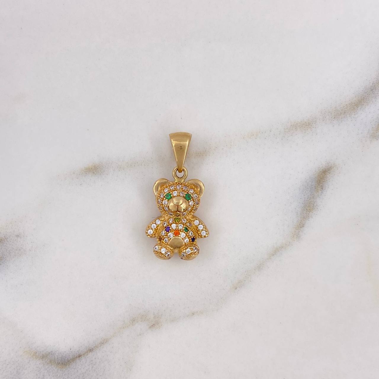 Dije Oso 3.45gr / 2.5cm / Circones Colores Oro Amarillo 18K $