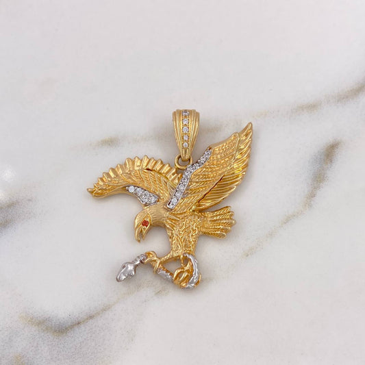Dije Aguila 9.05gr / 3.7cm / Texturizada Circones Blancos Naranjas Dos Oros Amarillo Blanco 18K $