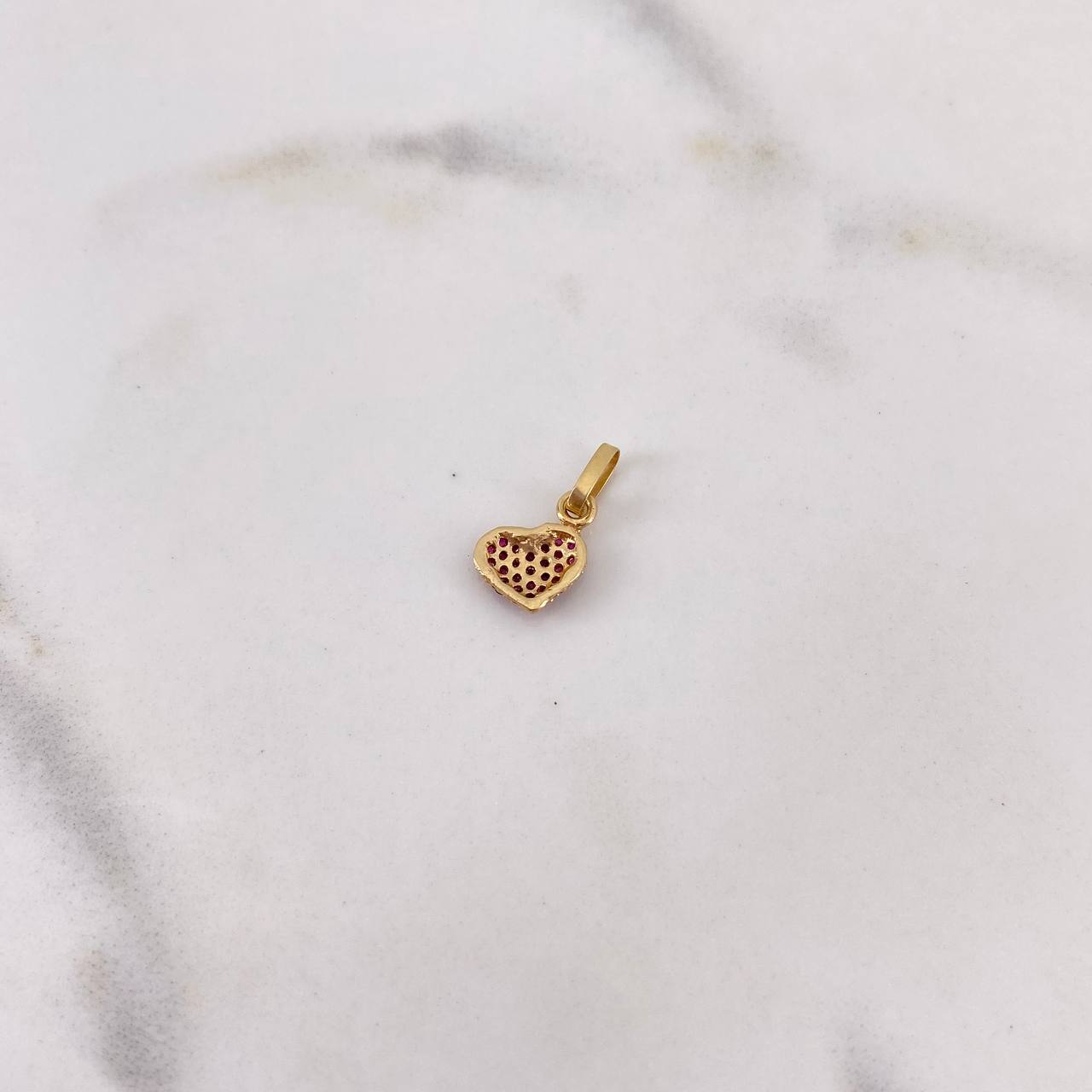 Dije Corazon 0.5gr / 1.3cm / Circones Fucsias Oro Amarillo 18K #