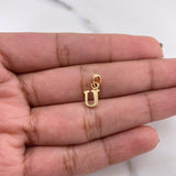 Dije Letra U 0.5gr / 1.4cm / Liso Oro Amarillo 18K $