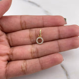 Dije Letra O 0.5gr / 1.4cm / Circones Blancos Oro Amarillo 18K #