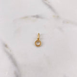 Dije Letra O 0.5gr / 1.4cm / Circones Blancos Oro Amarillo 18K #