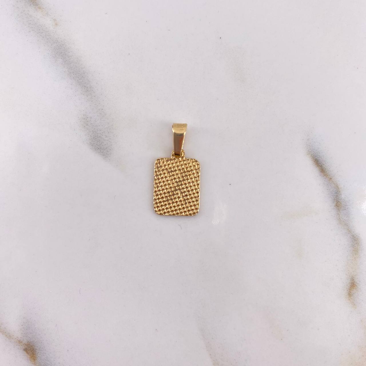 Dije Placa Letra X 0.95gr / 1.9cm / Marco Liso Oro Amarillo 18K #