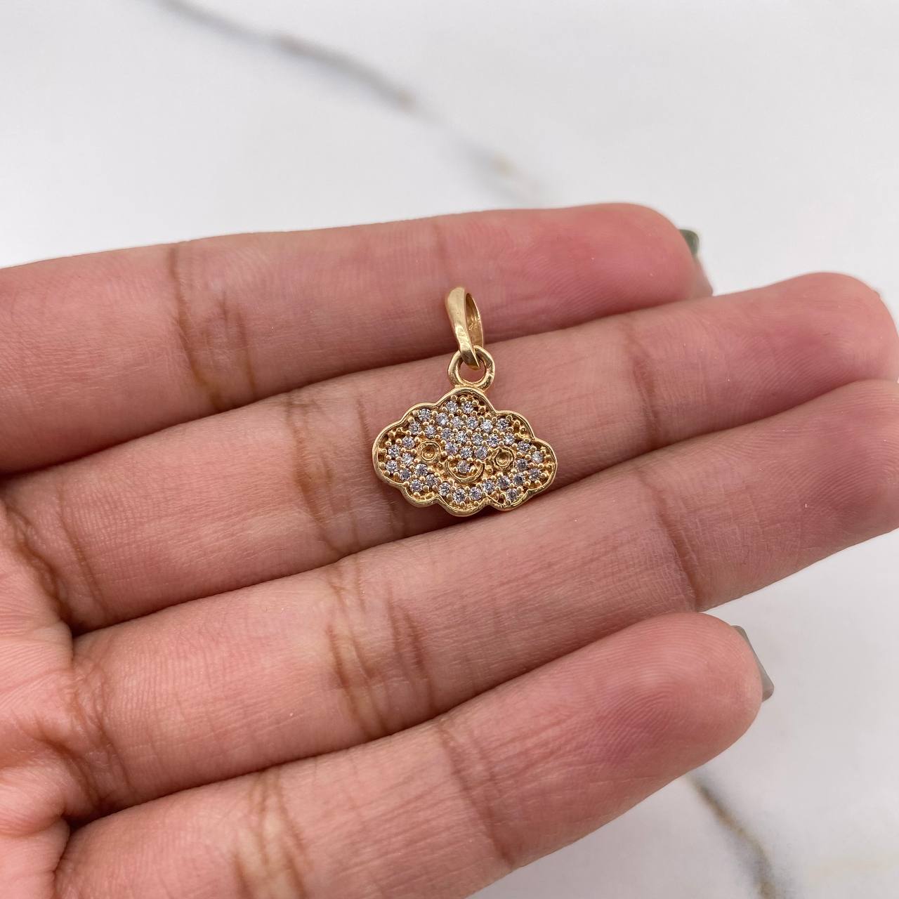 Dije Nube 1.45gr / 1.9cm / Circones Blancos Oro Amarillo 18K $