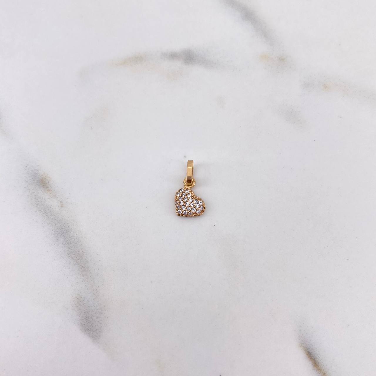 Dije Corazon 0.45gr / 1.4cm / Circones Blancos Oro Rosa 18K #