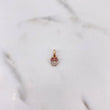 Dije Buho 0.45gr / 1.3cm / Circones Fucsias Blancos Oro Rosa 18K $