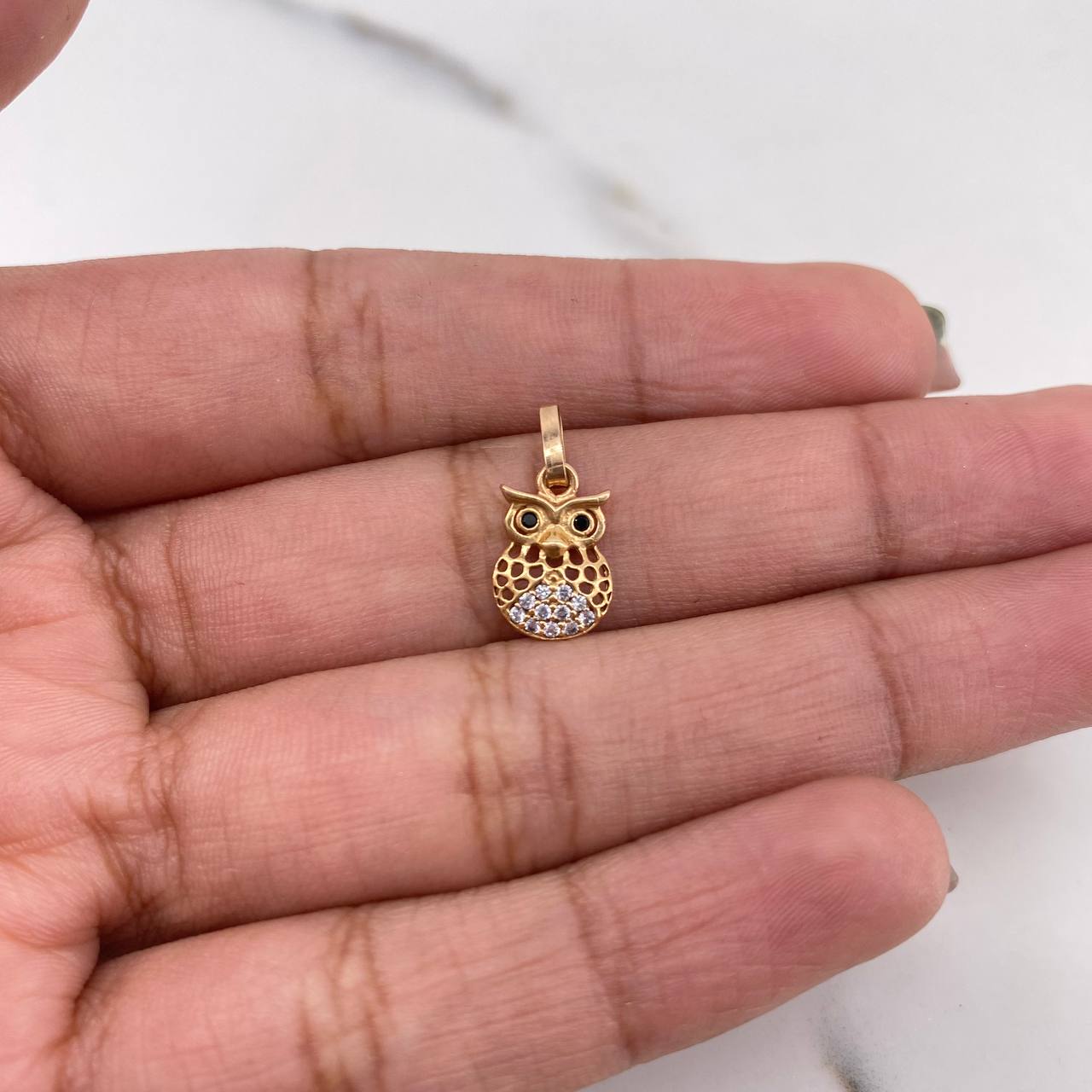 Dije Buho 0.5gr / 1.5cm / Circones Negros Blancos Oro Rosa 18K $