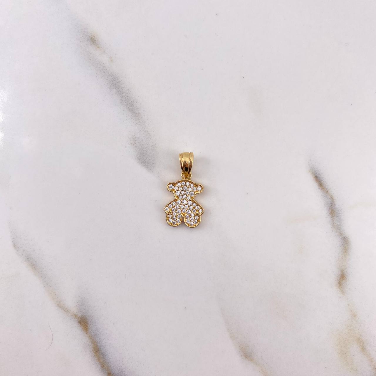 Dije Oso Ts 1.3gr / 2cm / Circones Blancos Oro Amarillo 18K #
