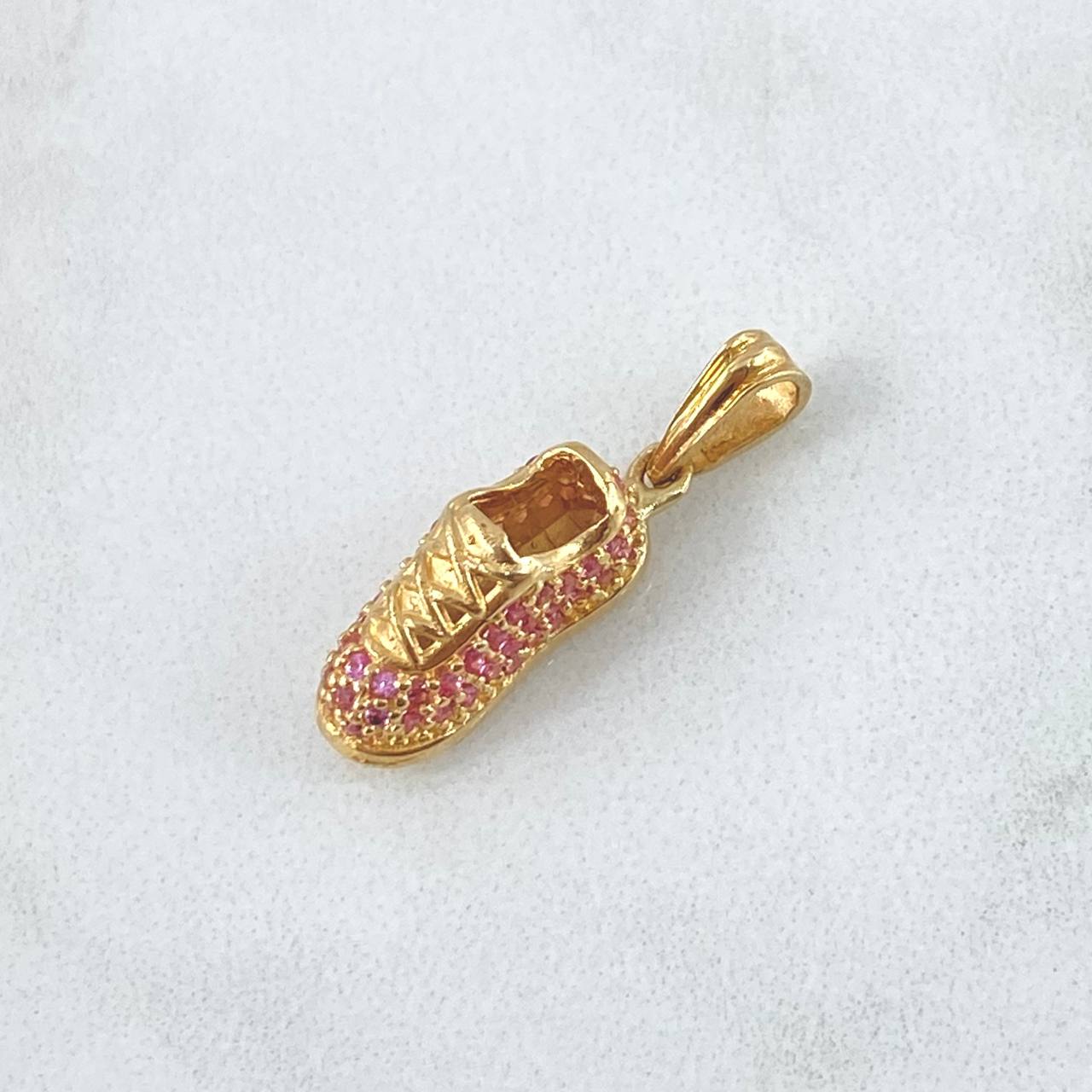 Dije Zapato 2.65gr / 2.3cm / Circones Fucsias Oro Amarillo 18K *