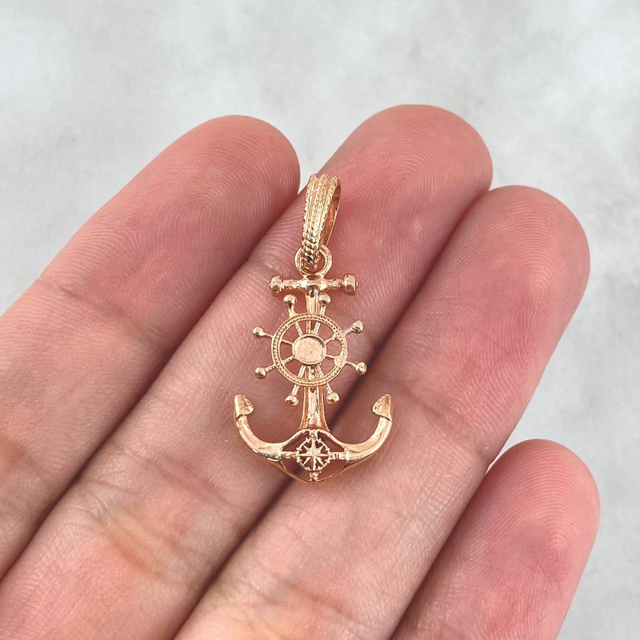 Dije Ancla Y Timón 2.05gr / 2.9cm / Oro Rosa 18K *