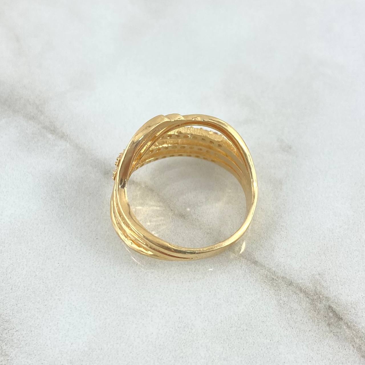 Anillo Lineas Intersectadas 5gr / T7 1/2 / Circones Blancos Oro Amarillo 18K