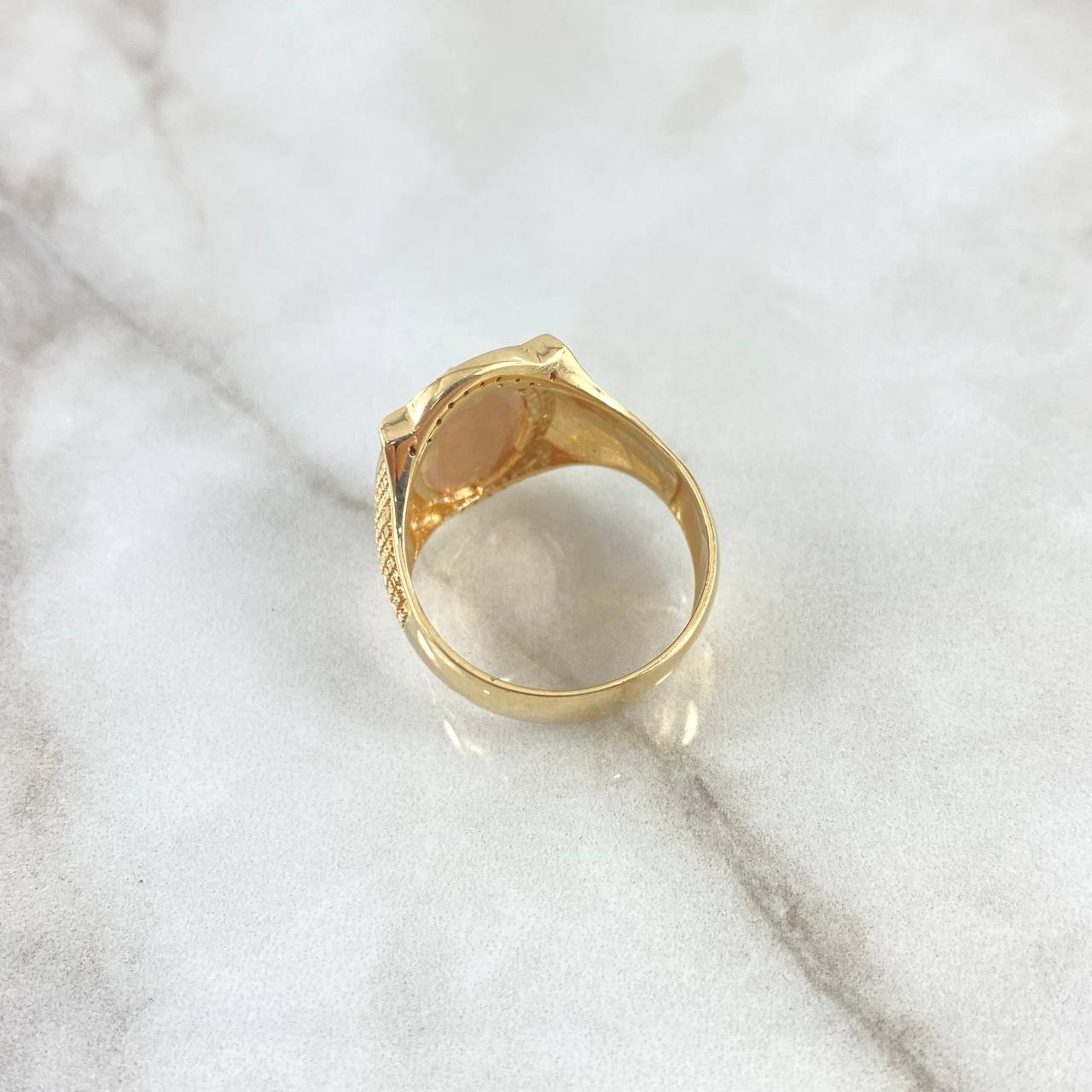 Anillo Marco Virgen Guadalupe 10gr / T10 1/4 / Circones Fucsias Verdes Y Blancos Dos Oros Amarillo Rosa 18K  ©