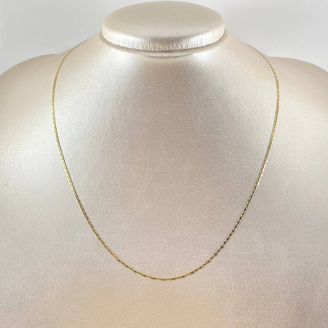 Cadena Plana 1.55gr / 45cm / 1.3mm Oro Amarillo +3 18K *