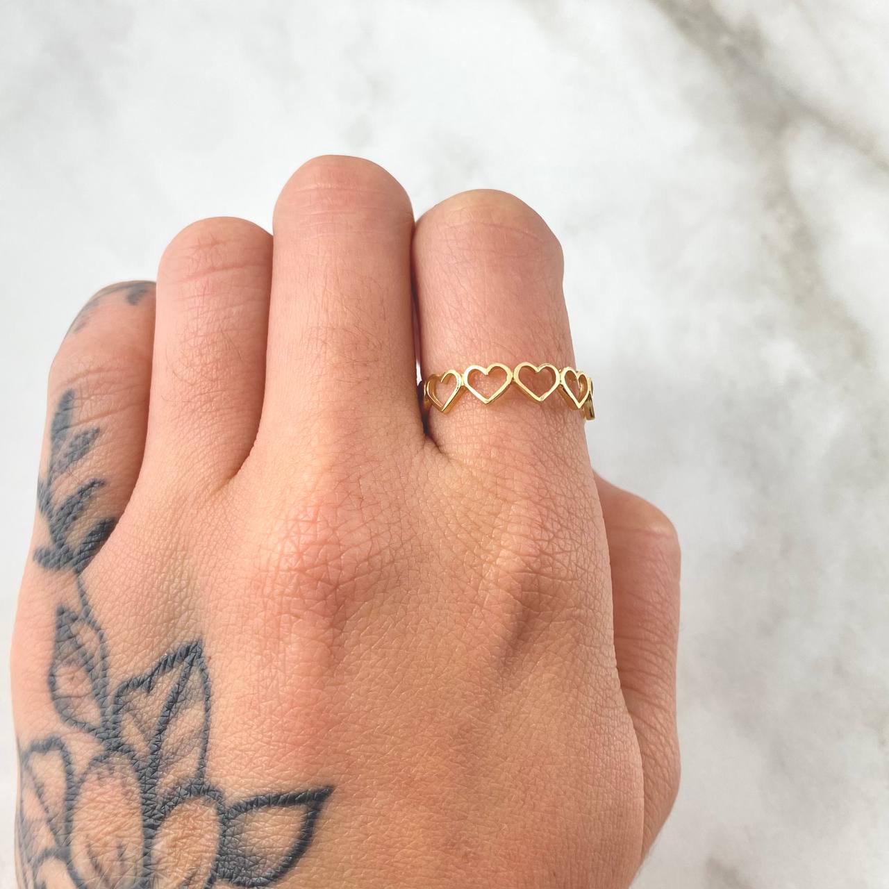 Anillo Corazones 1.15gr / T4 3/4 / Oro Amarillo 18K