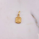 Dije Marco Letra E 0.35gr / 1.5cm / Liso Oro Amarillo 18K #