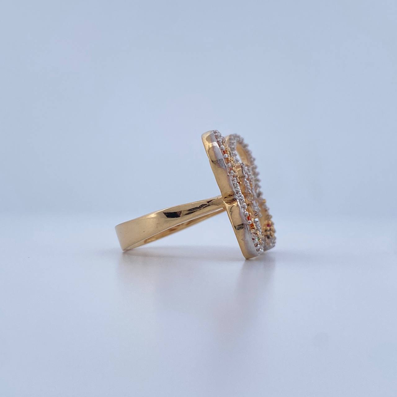 Anillo Mariposa En Relieve 5.1gr / T6 1/2 / Dos Oros Amarillo Blanco 18K &