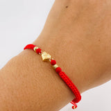 Pulsera Tejida Roja Corazón Bolas Diamantadas Oro Amarillo 18K