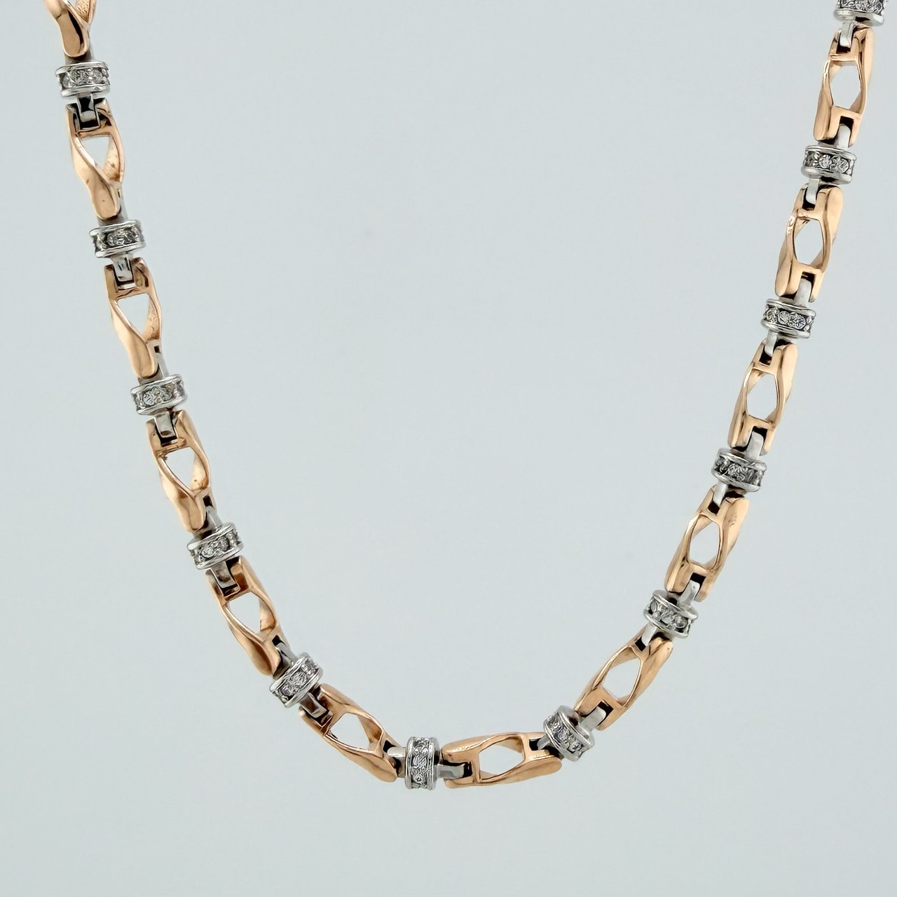 Cadena Rustica Nautilius 51.6gr / 70.6cm / 4.2mm Dos Oros Blanco Rosa 18K $