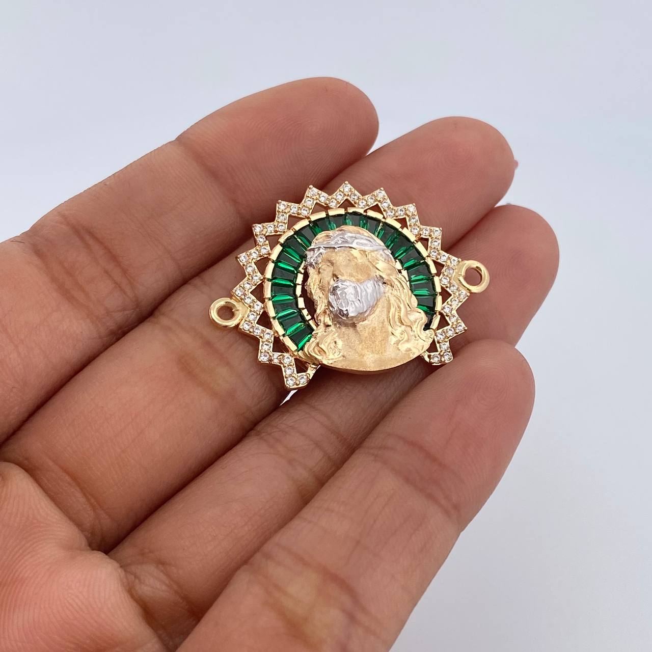 Herraje Rostro Jesus Aureola 6.55gr / 2.3cm / Circones Blancos Verdes Dos Oros Amarillo Blanco 18K &