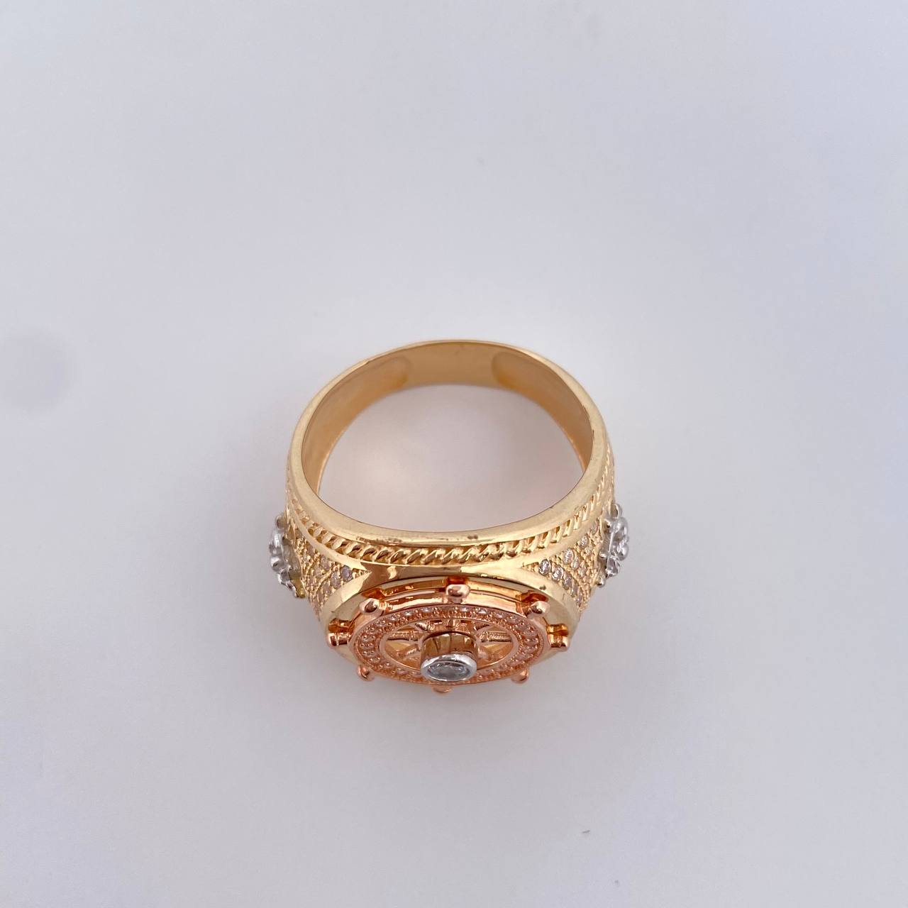 Anillo Timon 10.6gr / T10 / Circones Blancos Tres Oros 18K &