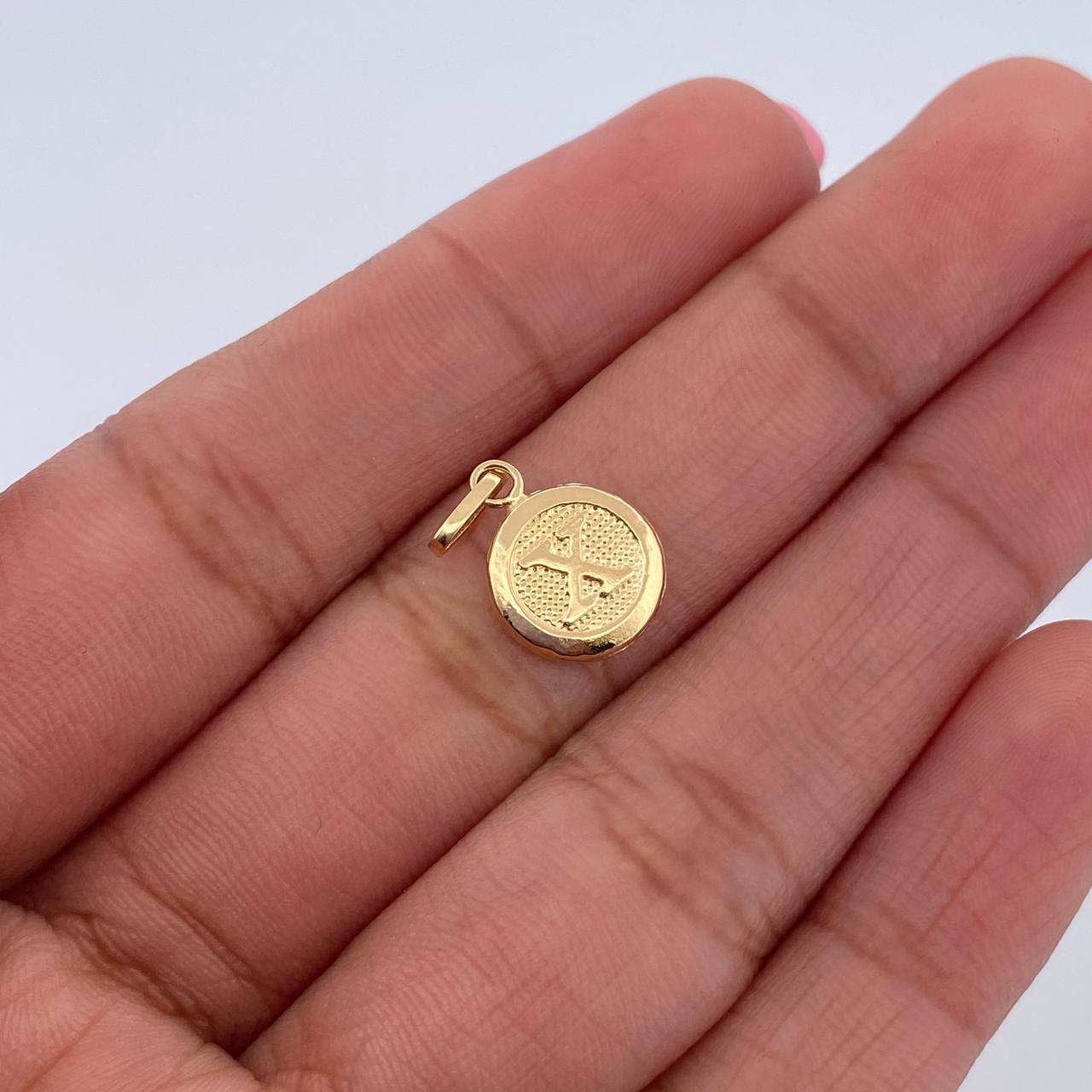 Dije Letra X 0.45gr / 1.5cm / Medalla Oro Amarillo 18K &