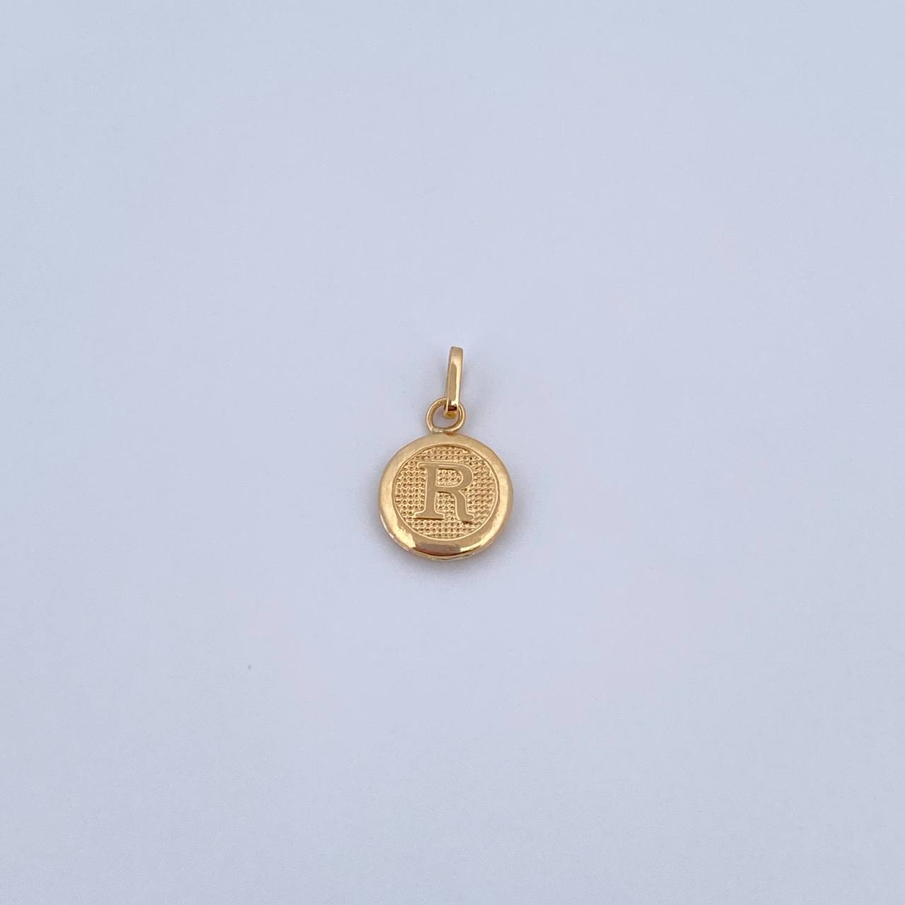 Dije Letra R 0.45gr / 1.5cm / Medalla Oro Amarillo 18K &
