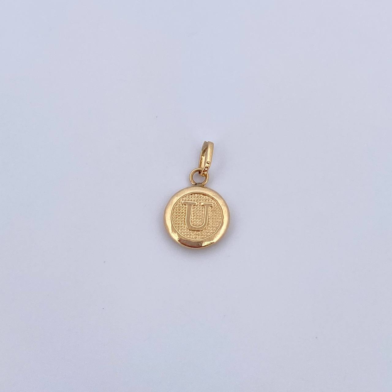 Dije Letra U 0.45gr / 1.5cm / Medalla Oro Amarillo 18K &