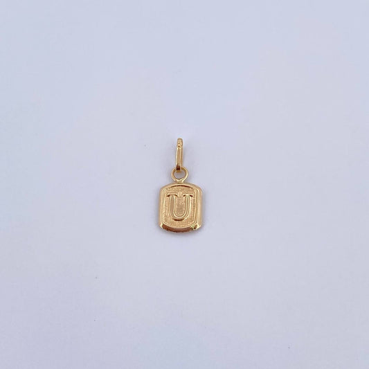 Dije Letra U 0.35gr / 1.5cm / Liso Oro Amarillo 18K &