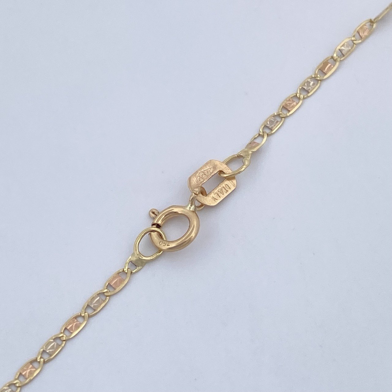 Cadena Escalera Plana 1.25gr / 40cm / Tres Oros +3 18K &