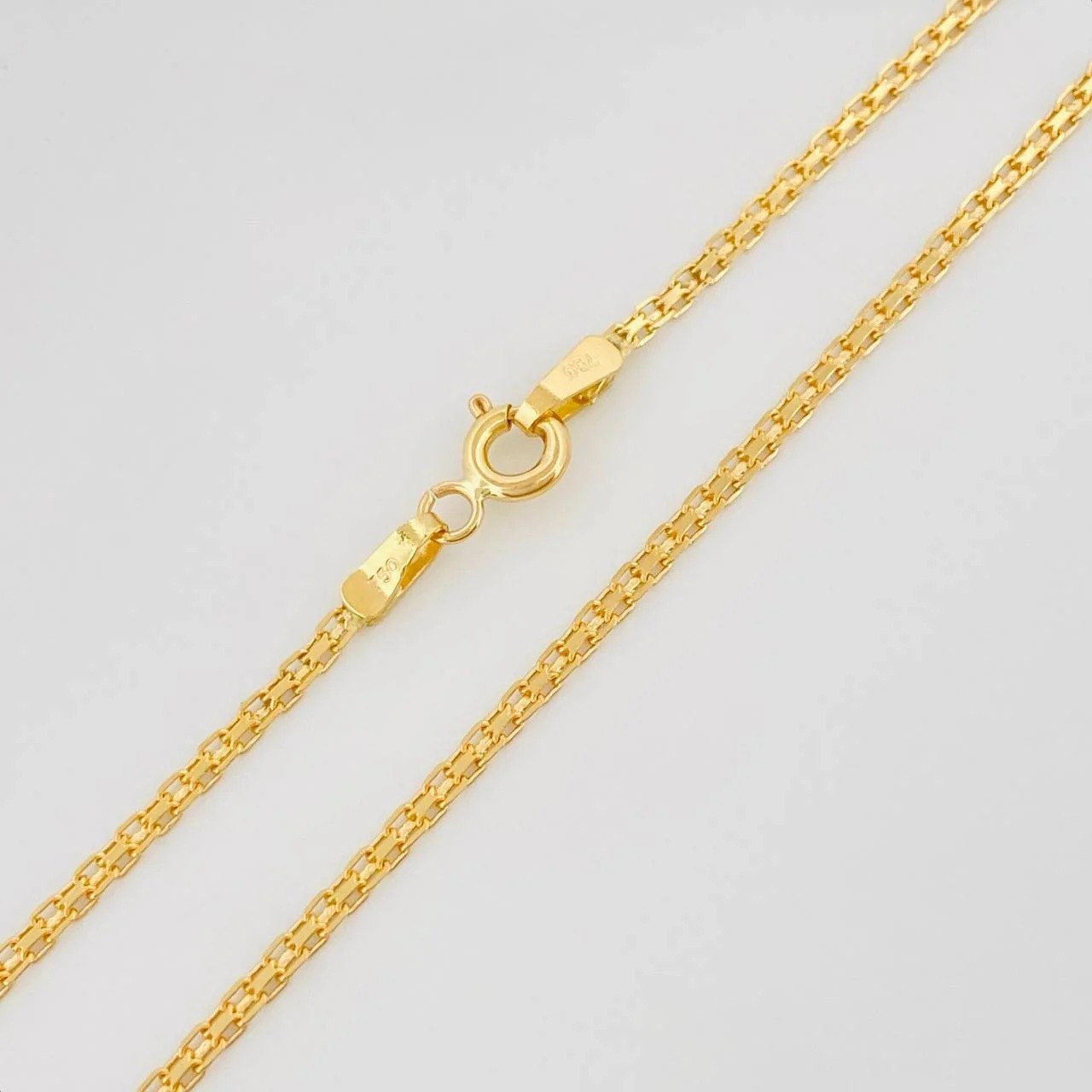 Cadena China 3.35g / 50cm / 1.5mm Oro Amarillo 18K