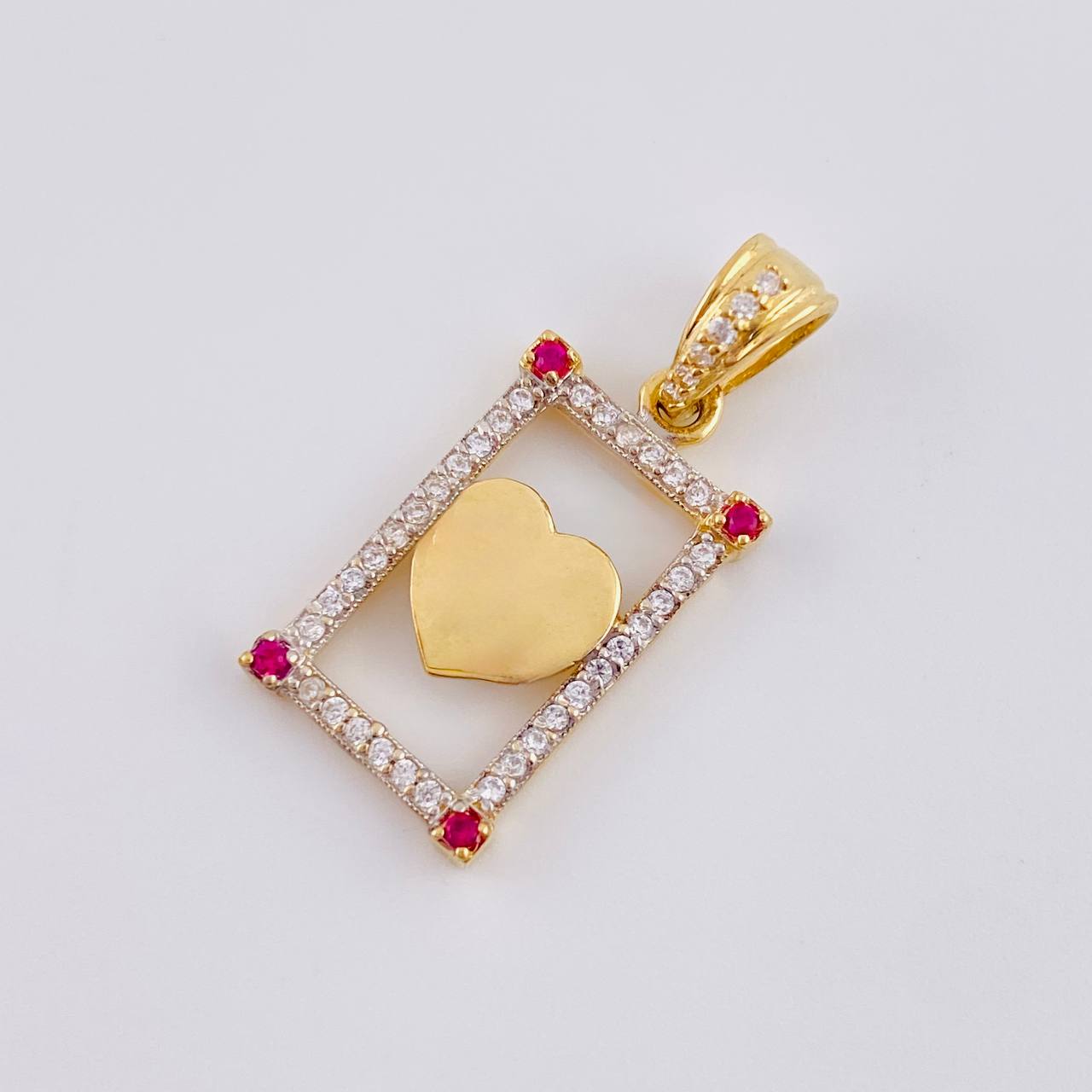 Dije Corazón Enmarcado 1.95 g / 2.5 cm Oro Amarillo 18K