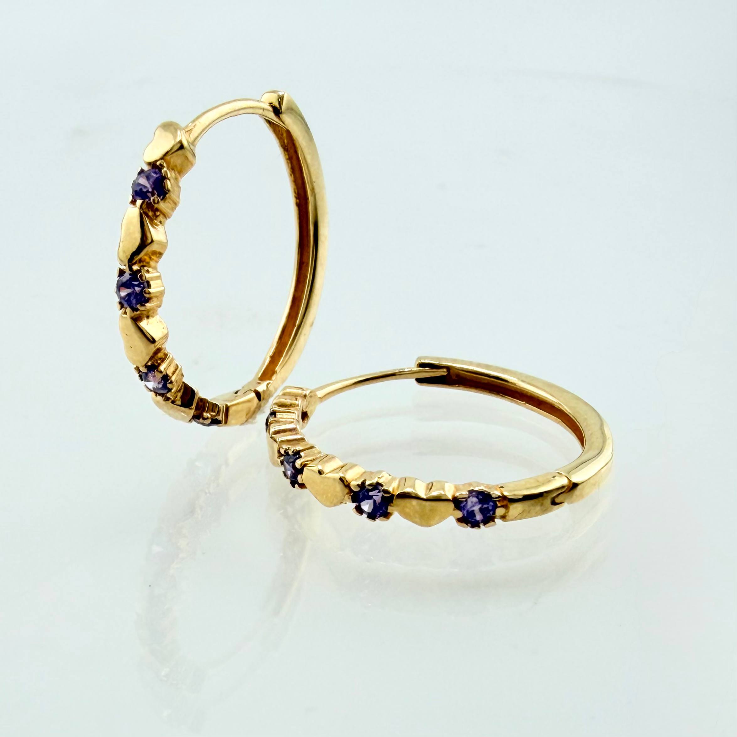 Candongas Corazones Intercalados 2.35gr / 1.8cm / Oro Amarillo 18K