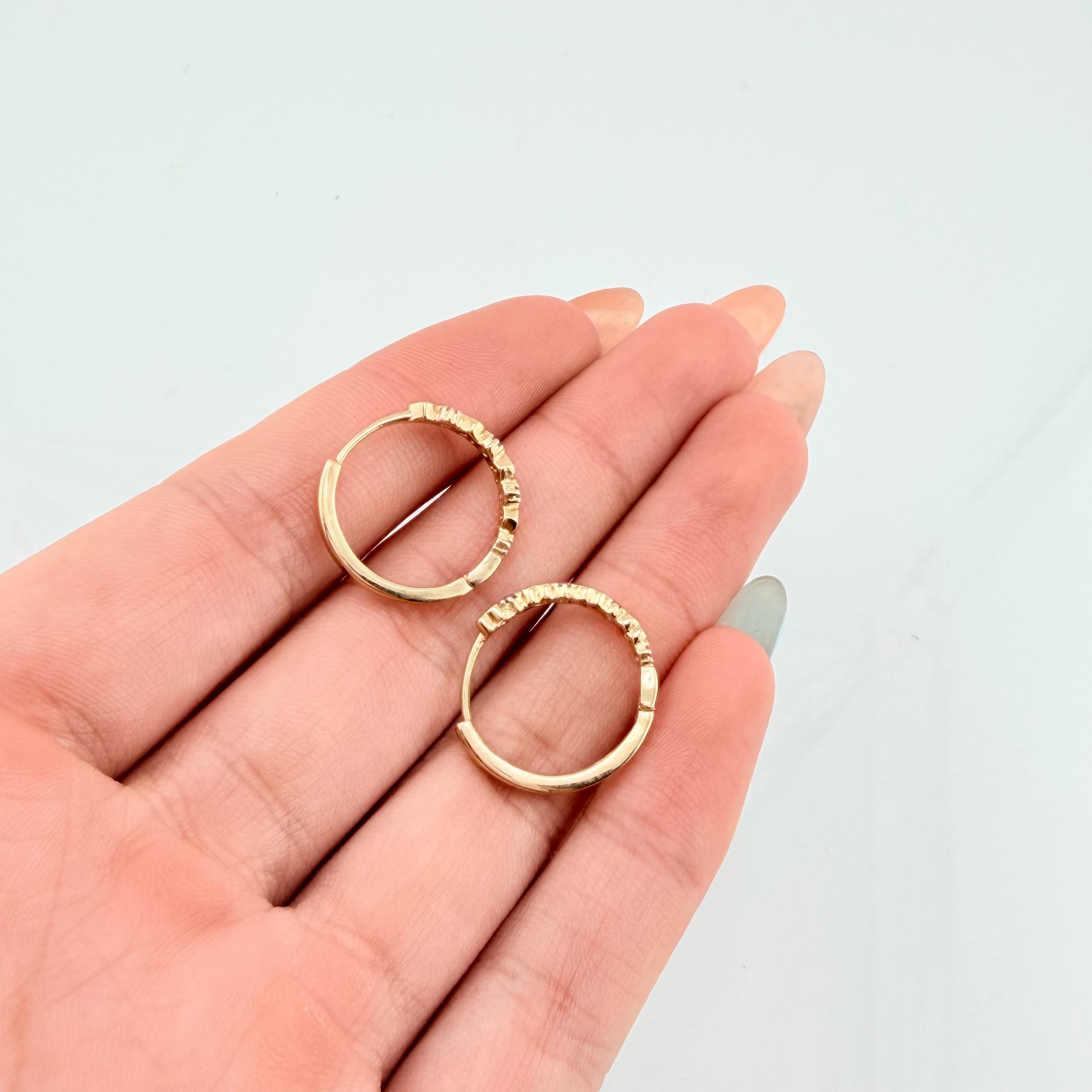 Candongas Corazones Intercalados 2.35gr / 1.8cm / Oro Amarillo 18K